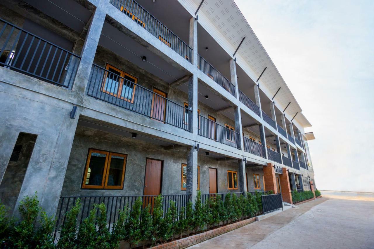 Ton Fang Hotel Exterior foto